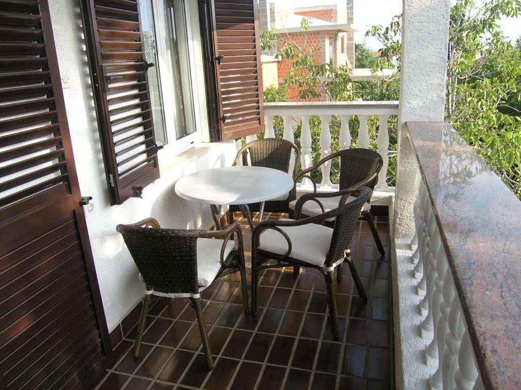 Apartment Krajacic Krk Town Exteriér fotografie